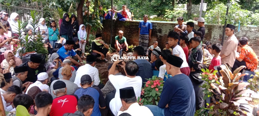 Duka mendalam menyelimuti keluarga besar Ripan Agustina korban kebakaran truk pengangkut Bahan Bakar Minyak (BBM) milik PT Pertamina
